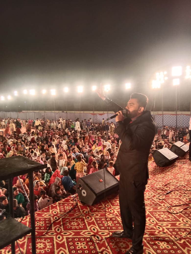 Altar call at a Gospel crusade