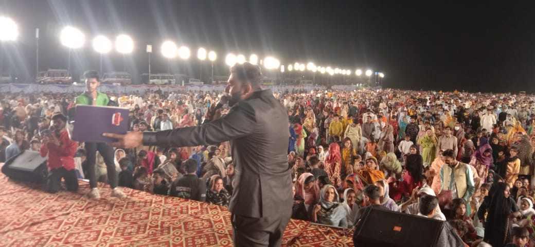 Gospel proclamation from the crusade stage